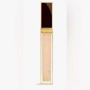 Tom Ford Shade & Illuminate Concealer in OWO Shell. New with Box.